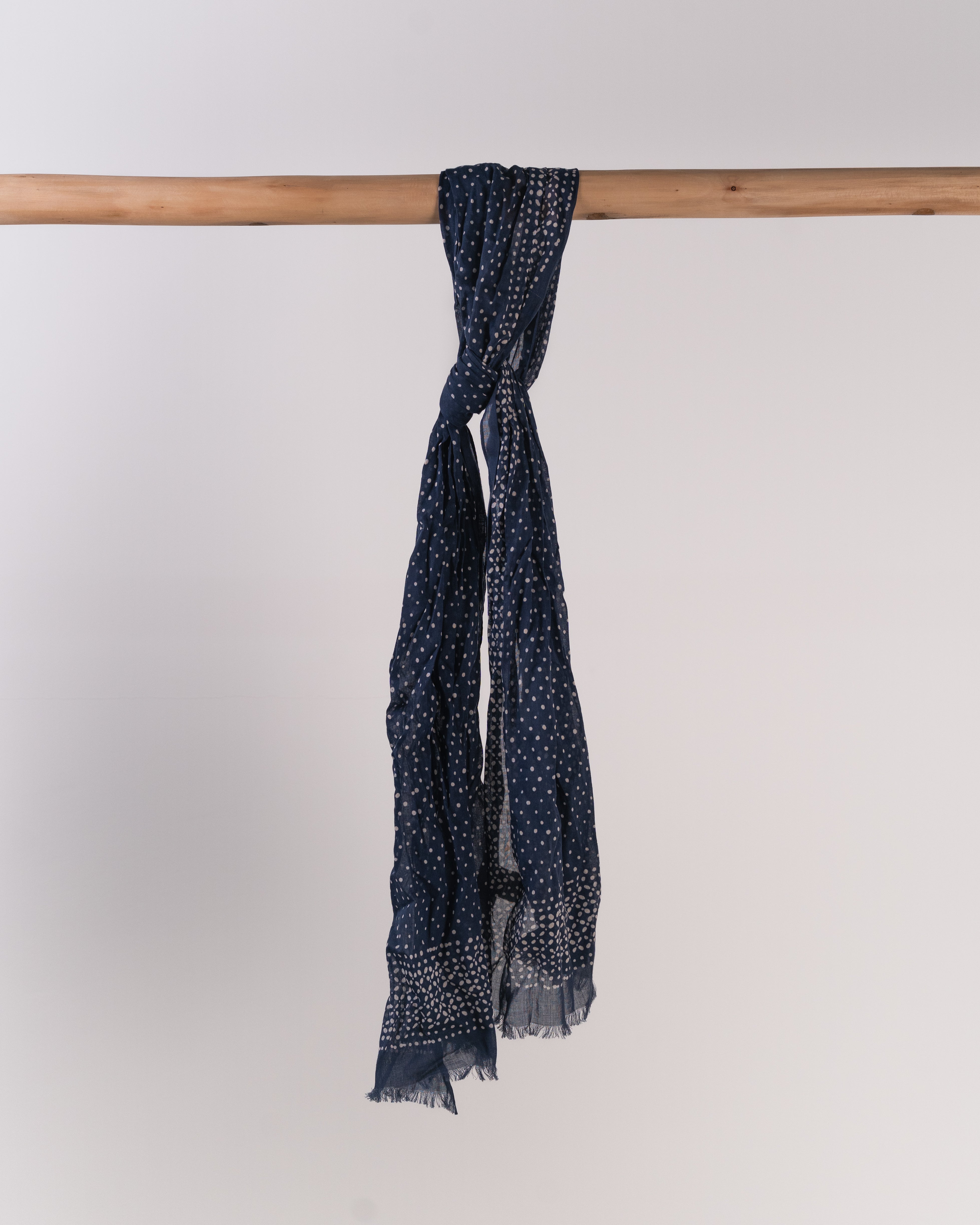 Scarf Dots