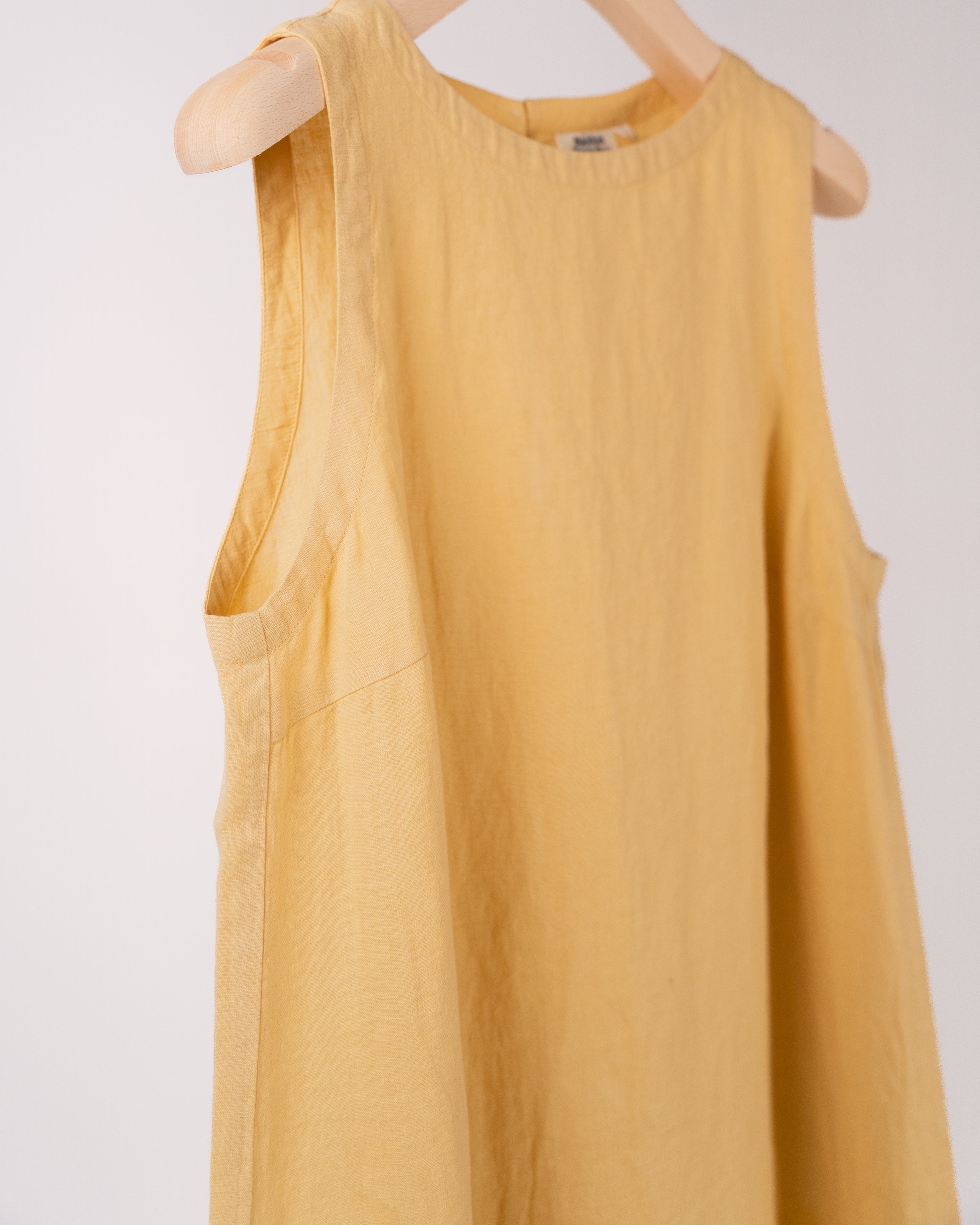 Ruelle Linen Dress