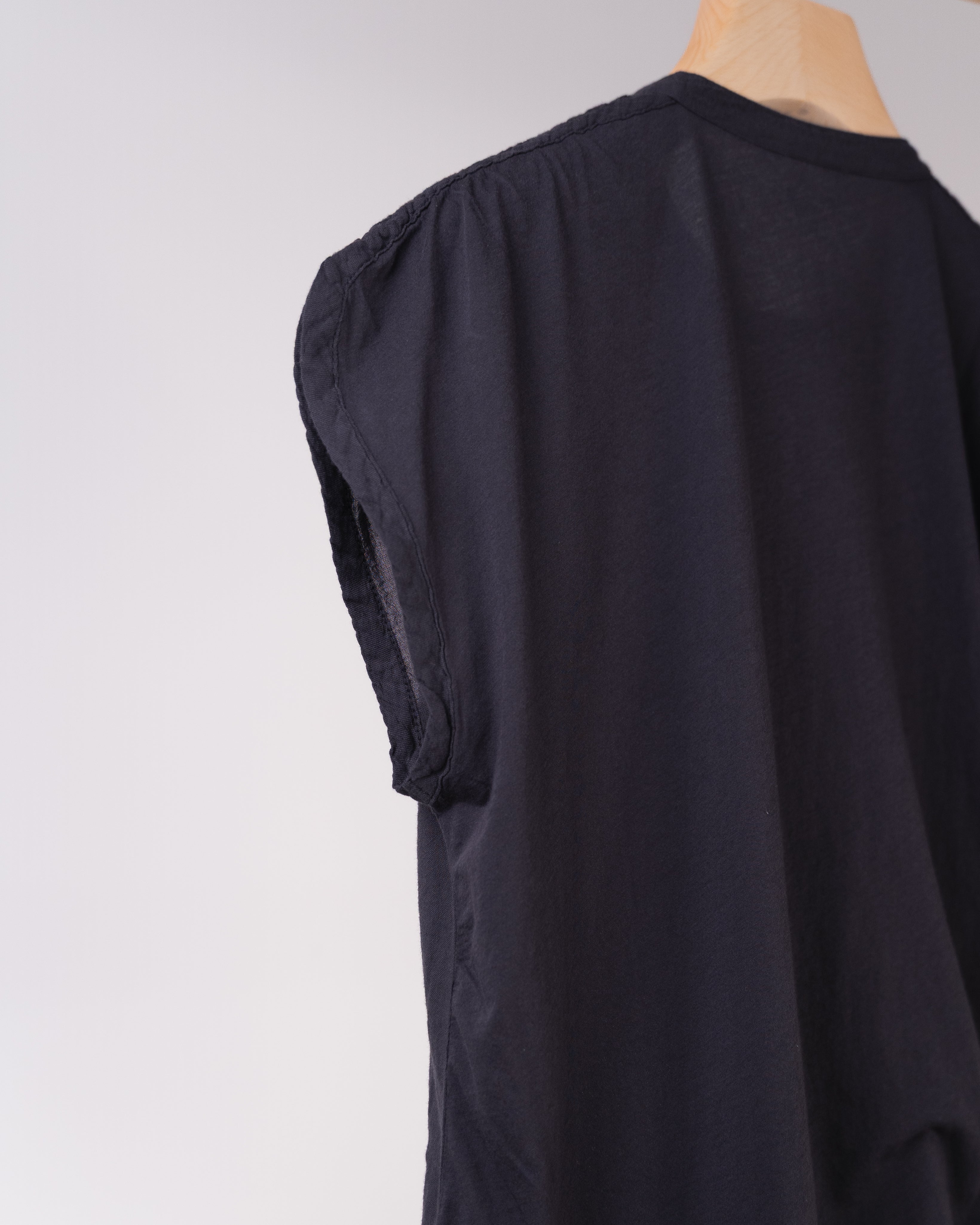 Teza Sleeveless Embroidered Cotton Shirt