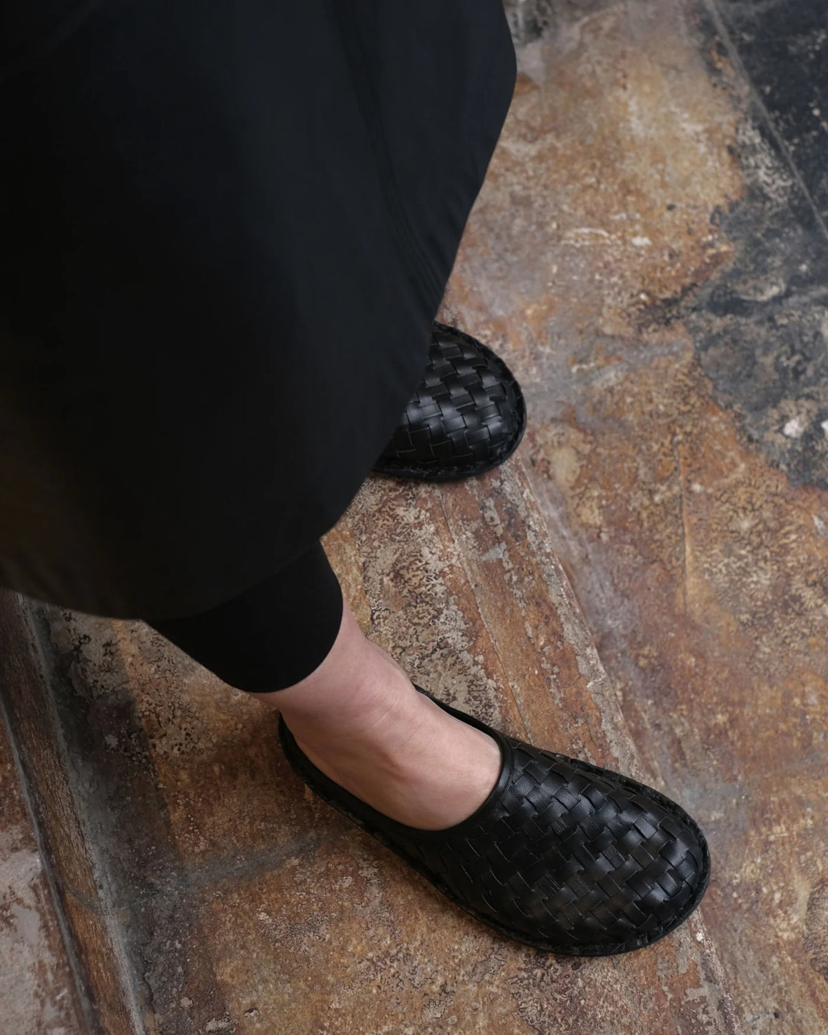 ROMA Woven