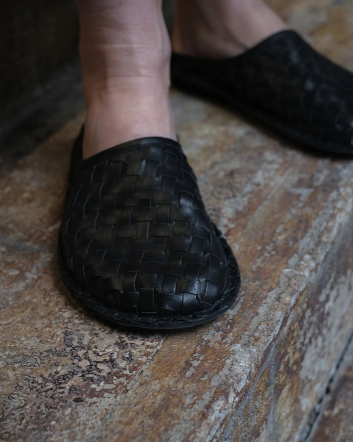ROMA Woven