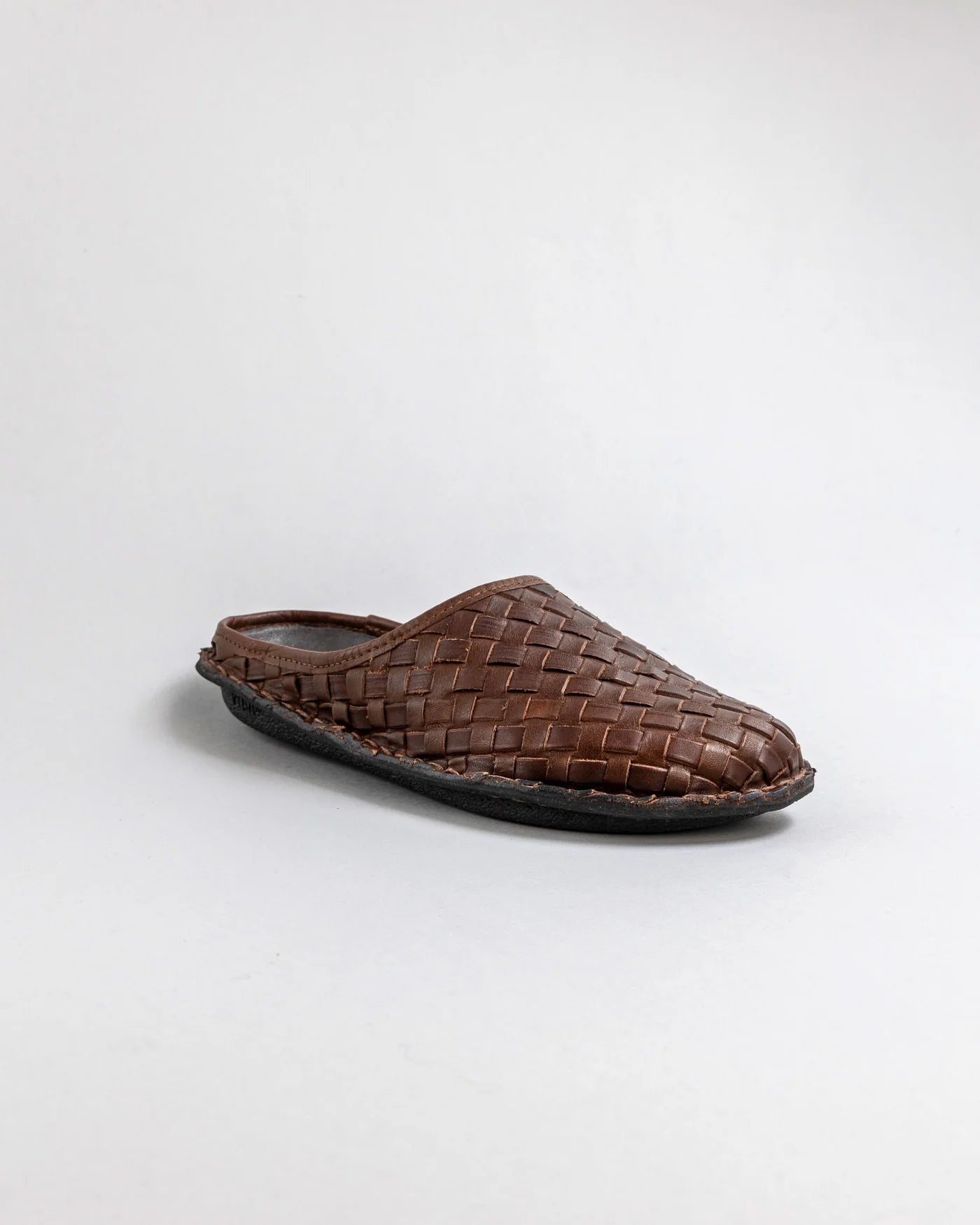 ROMA Woven