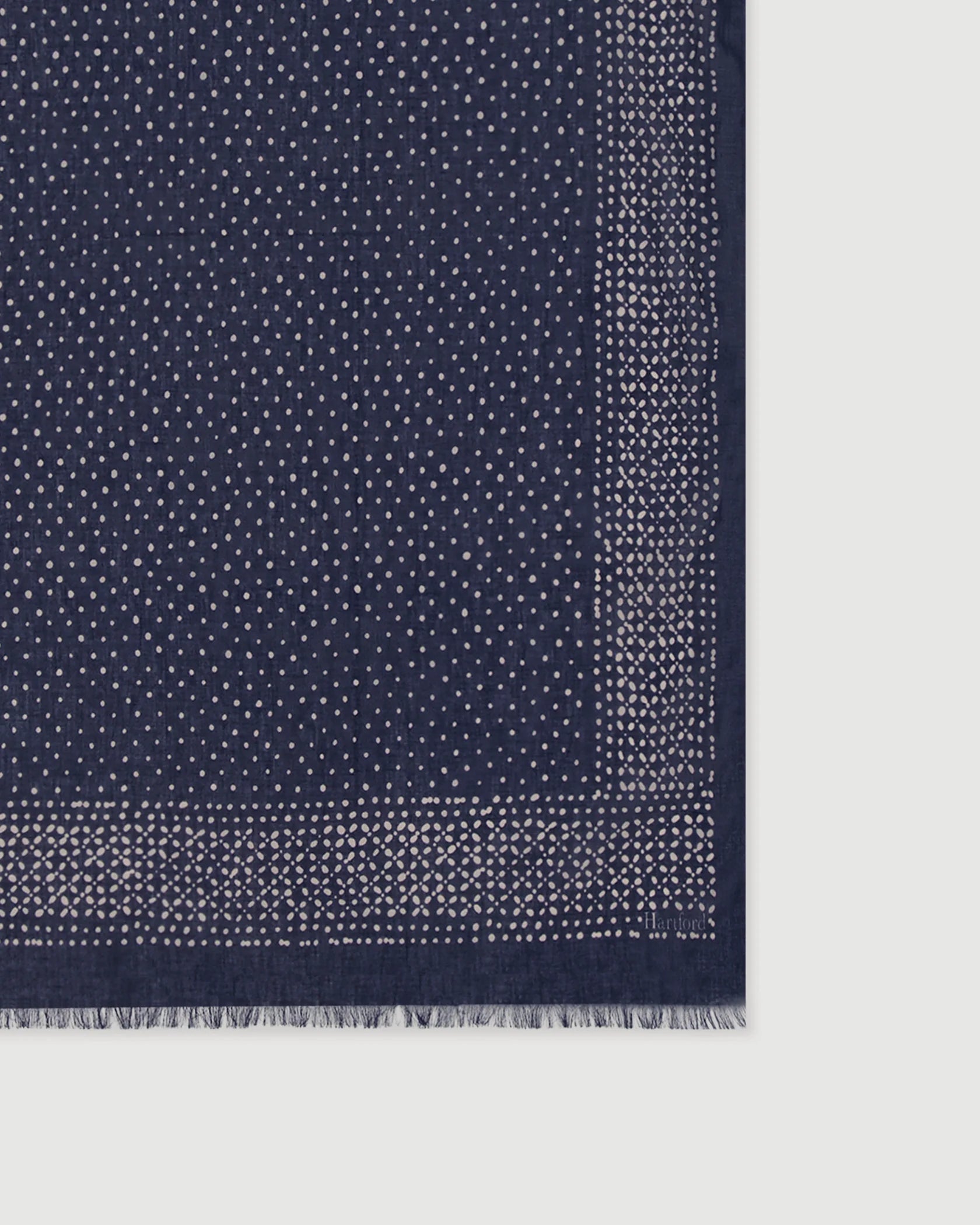 Scarf Dots