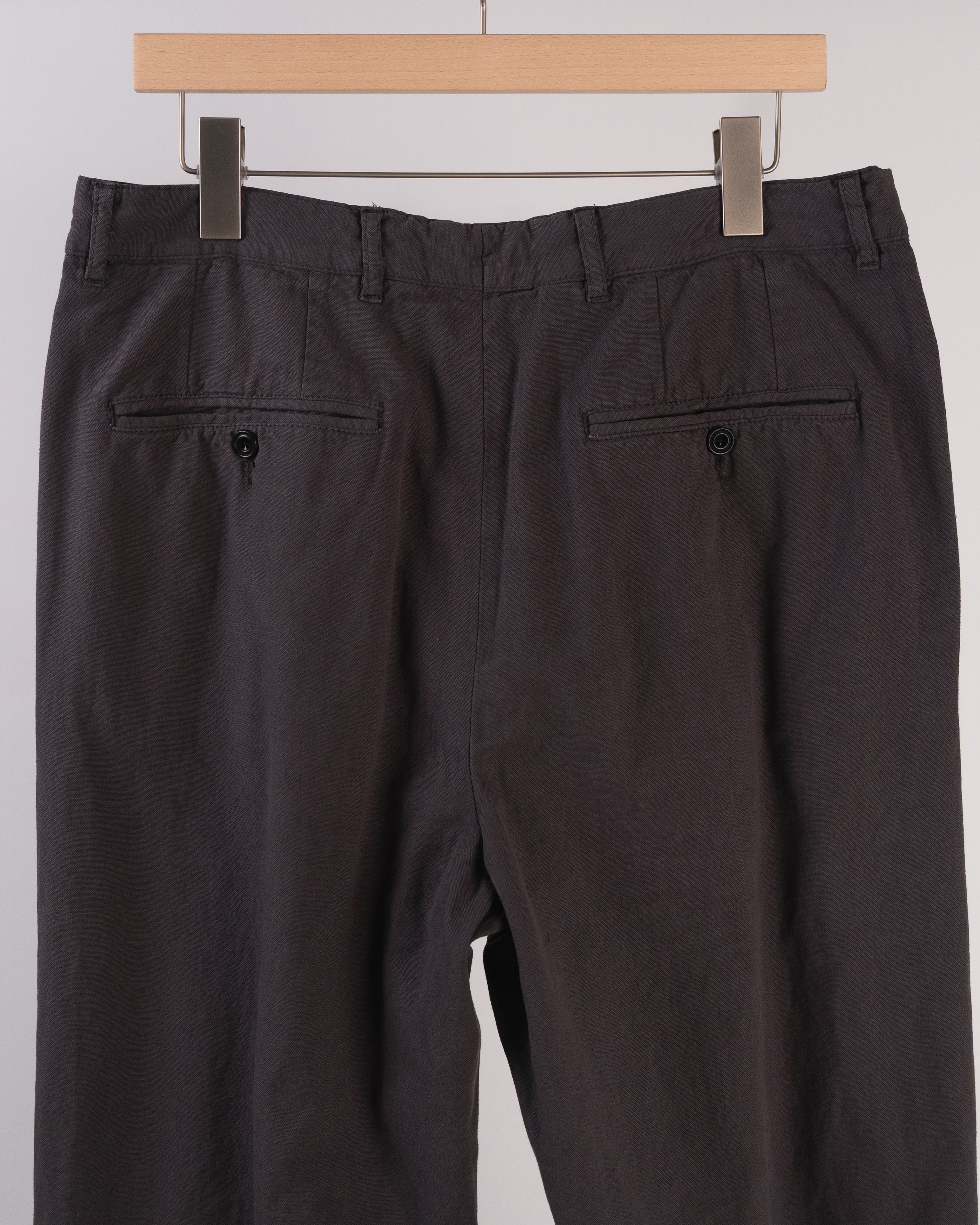 Trunk Pleated Pants