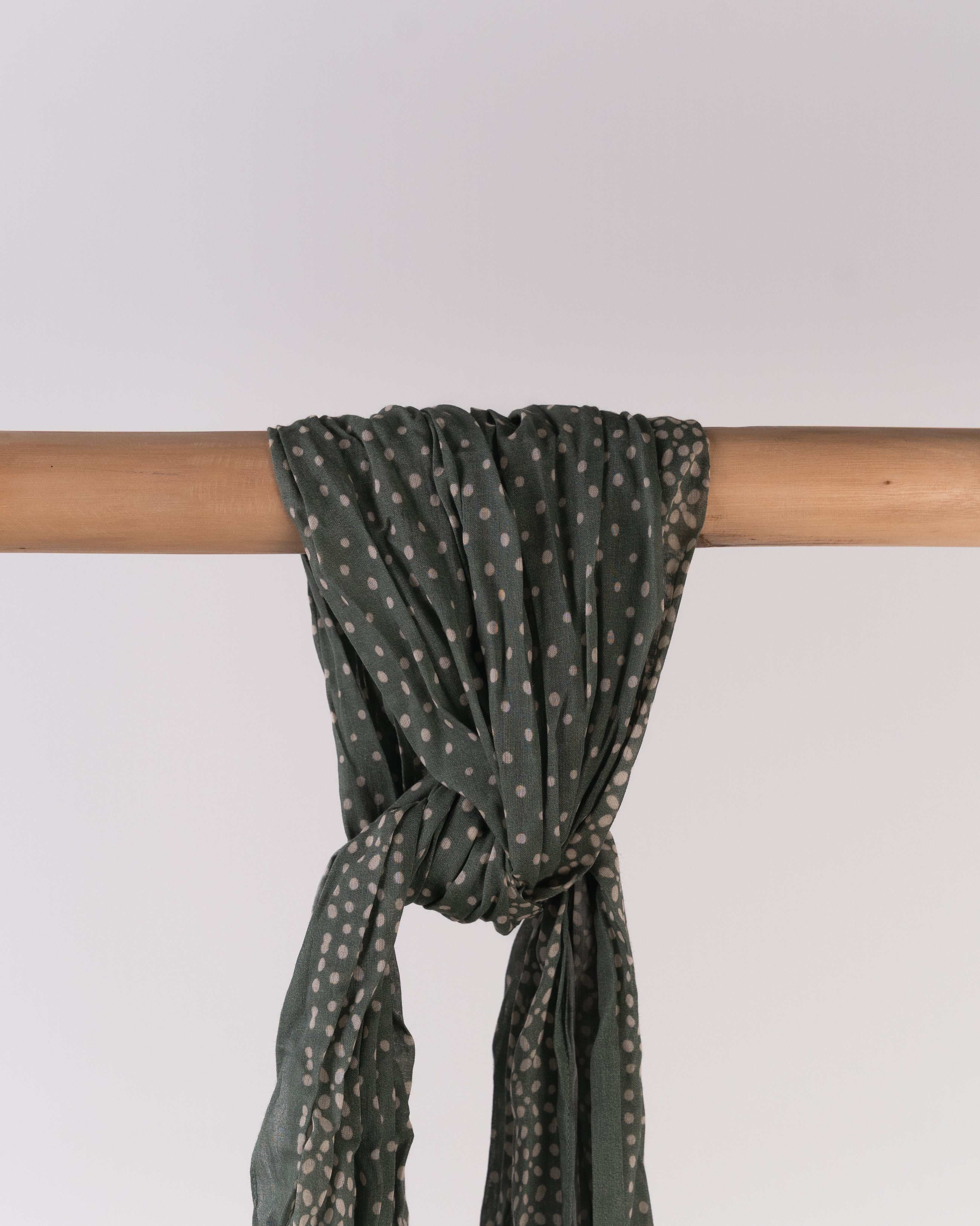Scarf Dots