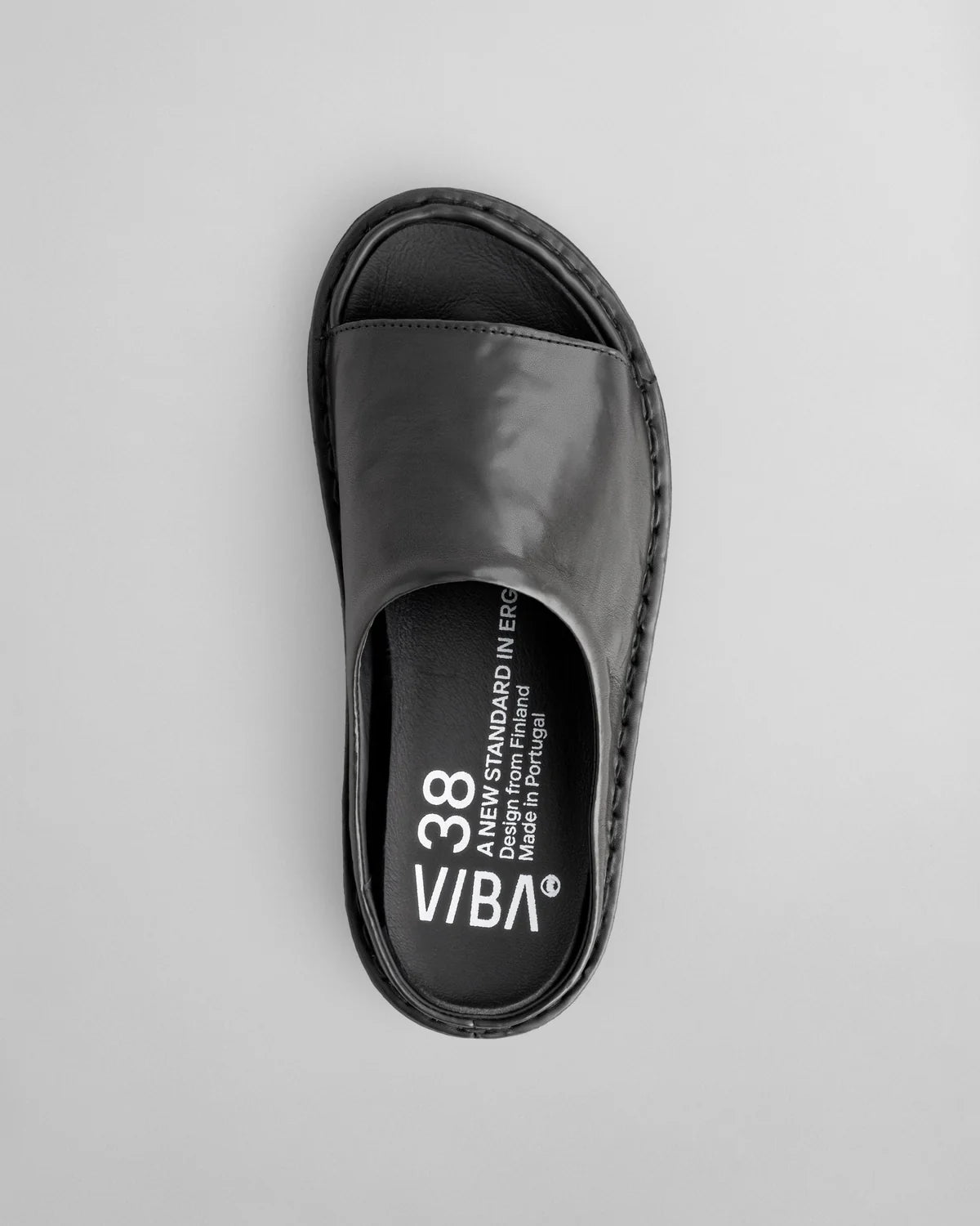 SAINT TROPEZ Leather