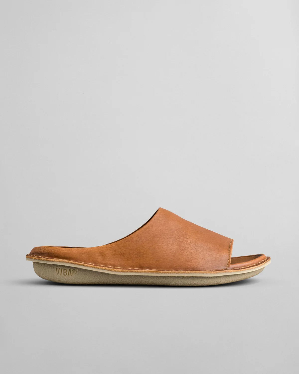 SAINT TROPEZ Leather