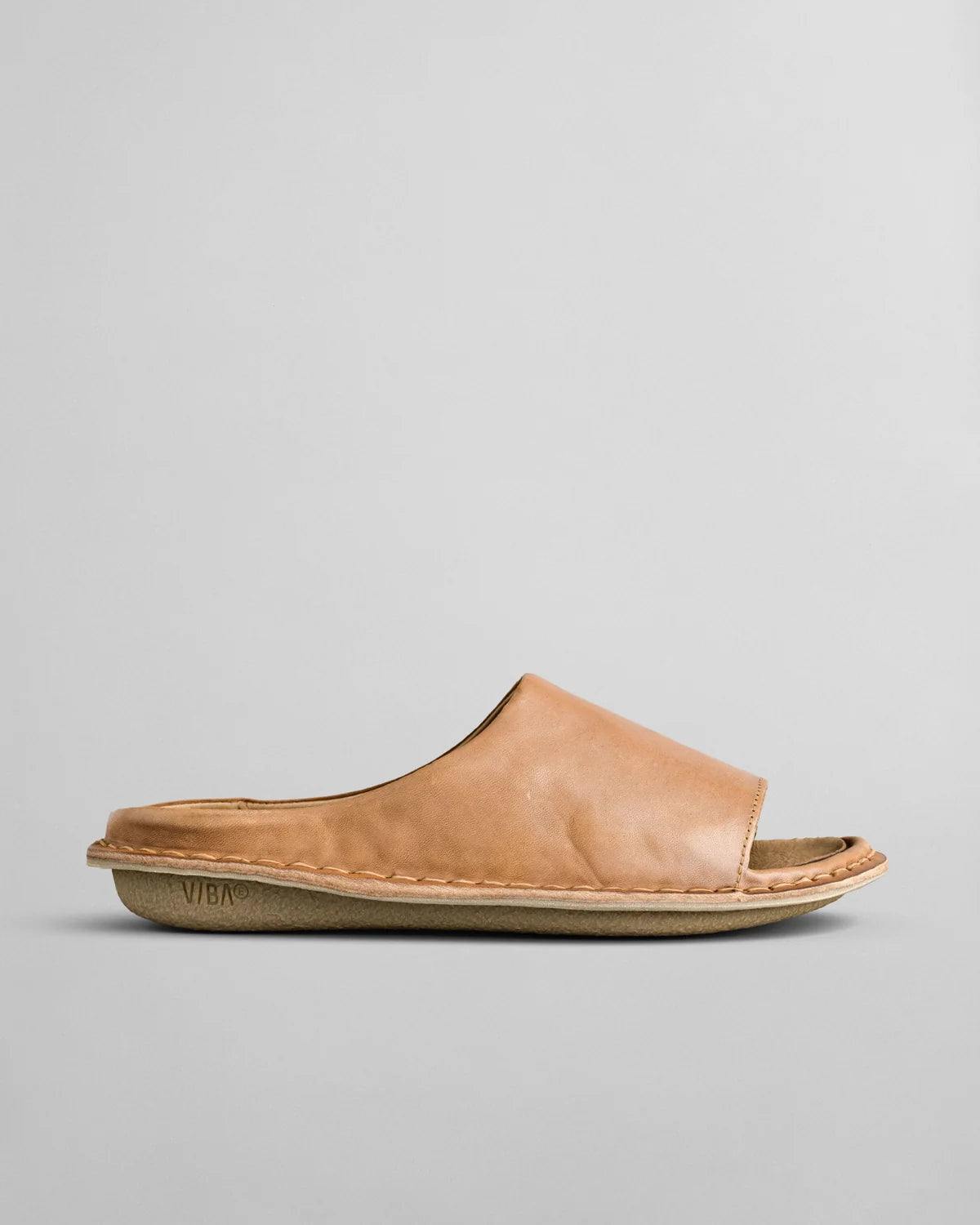 SAINT TROPEZ Leather